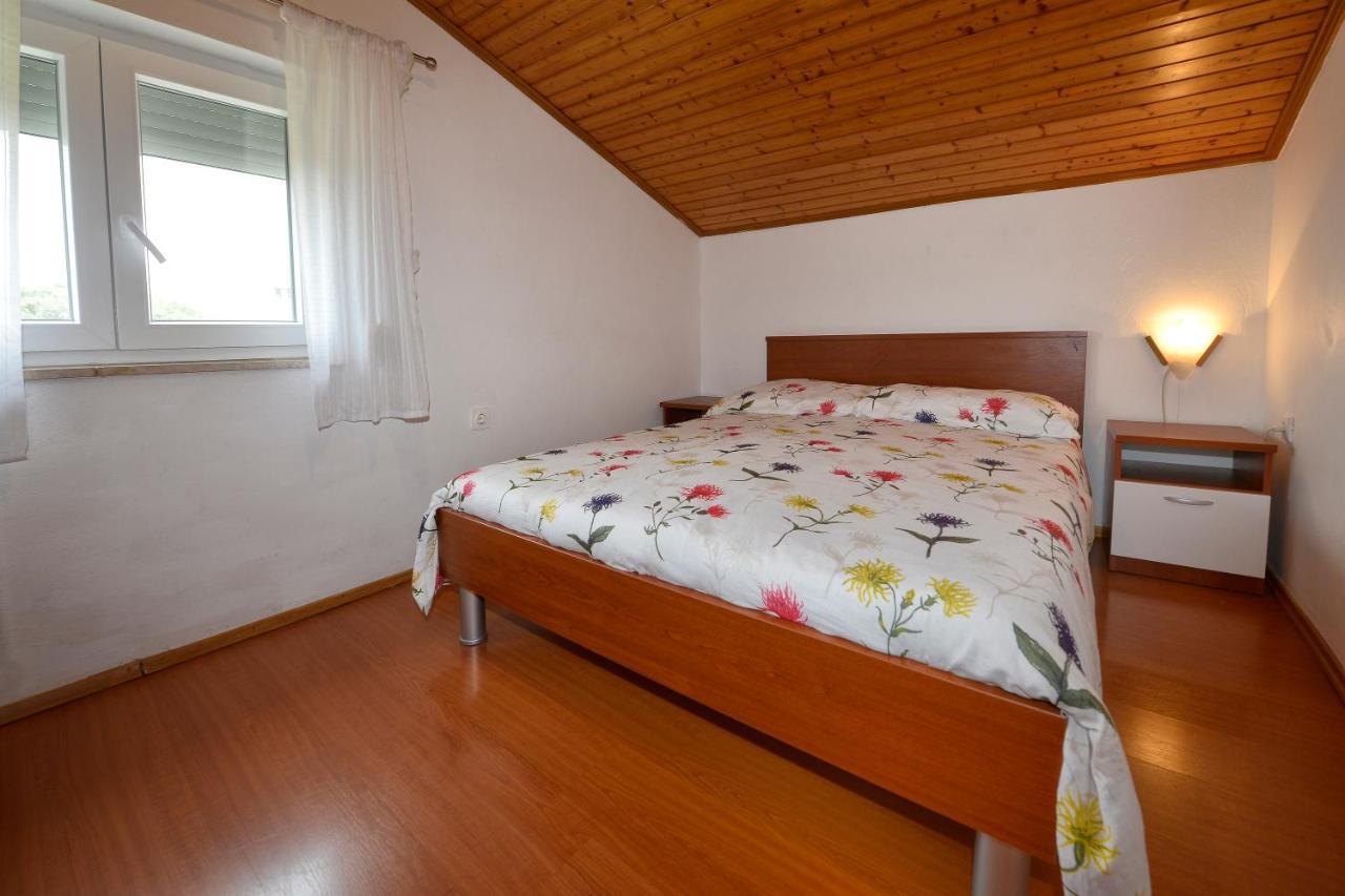 Ella Apartment Porec