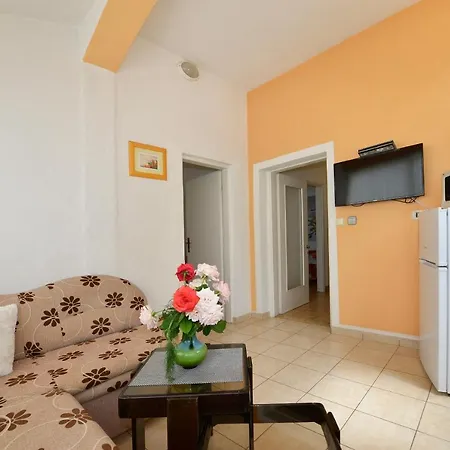 Apartments Ella Porec Exterior photo